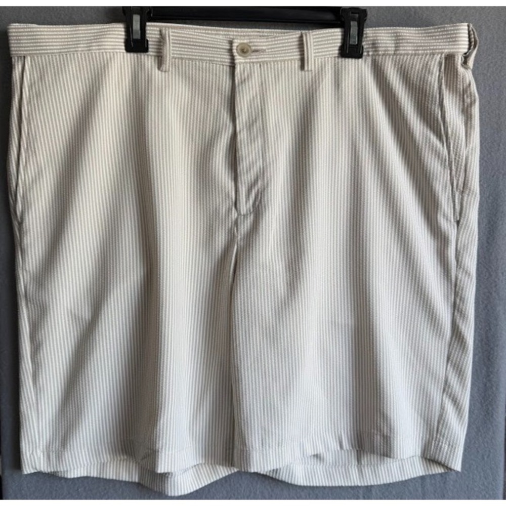 Haggar Shorts Men 44 Beige Striped Golf Pockets Chino  Performance‎ Lightweight